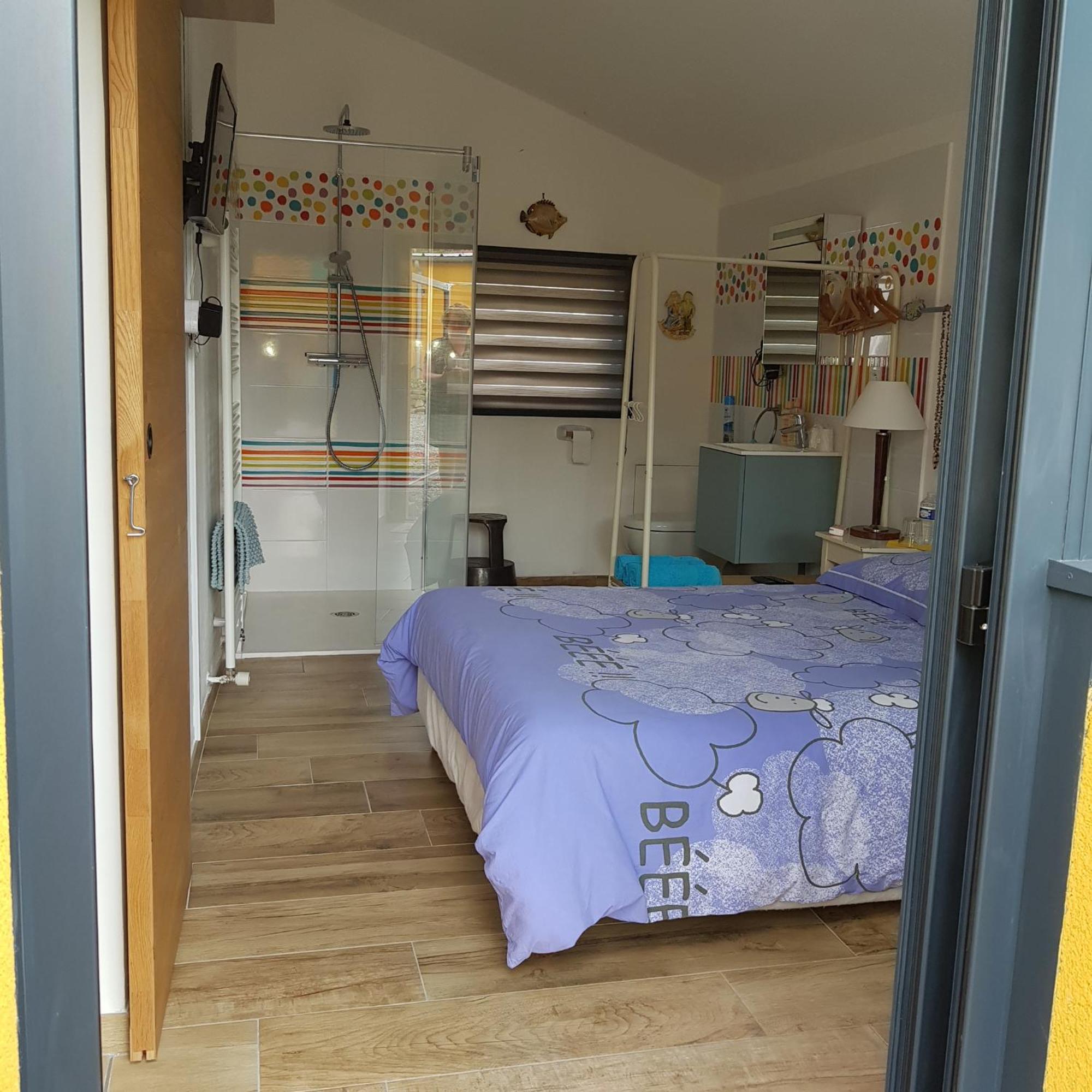 Bed and Breakfast Le Jardin Coudeville Екстер'єр фото